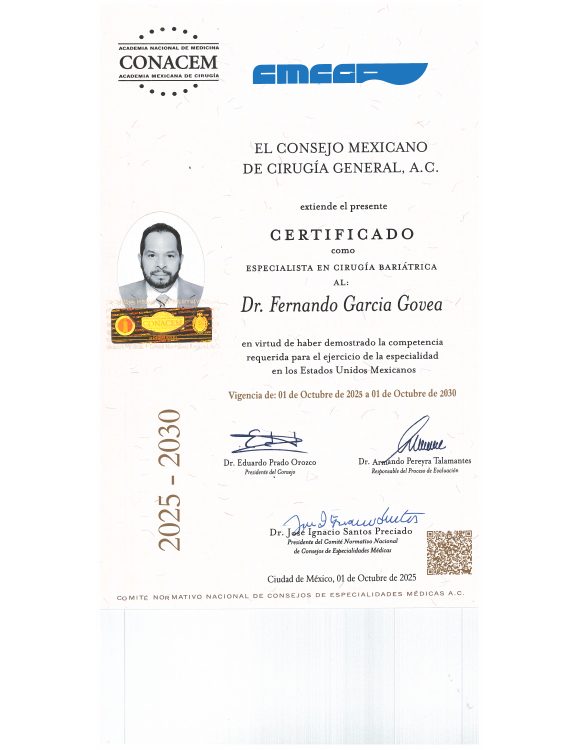 Certificado de especialista en Cirugía Bariátrica a nombre del Dr. Fernando García Govea
